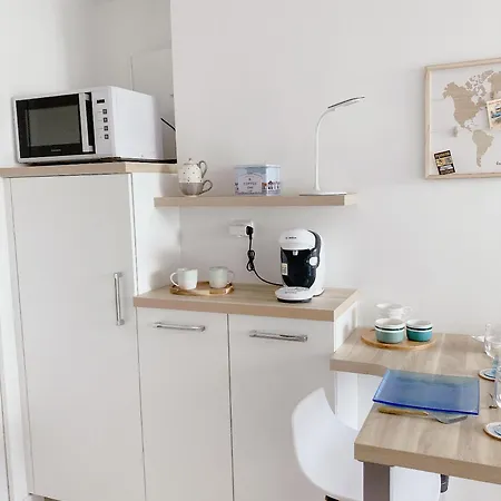 Apartment Nouveau * Ty Levenez *pour 2 Vacanciers * Parking